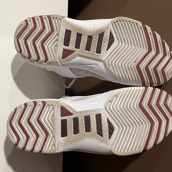 LEBRON ZOOM GENERATION1 SIZE 11 IN GREAT CONDITION - Picture 4 of 4